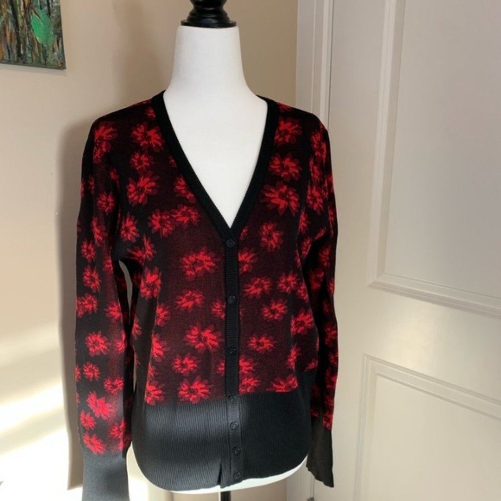 Yest Floral Black& Red Button up sweater, size 10